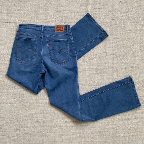 Levi's 725 High Rise Bootcut Denim Jeans in Blue - NWOT - Picture 3 of 5